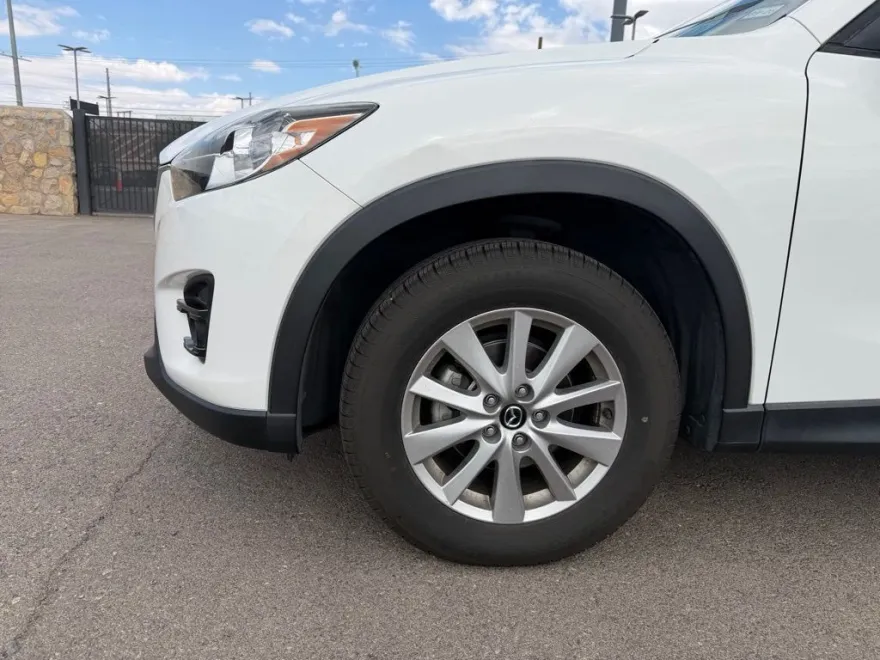 2016 Mazda CX-5 Touring photo 1