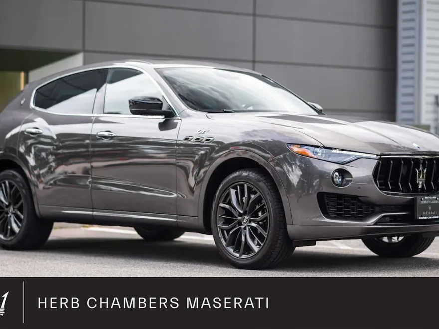2024 Maserati Levante GT photo 1