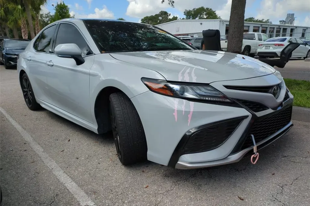 2023 Toyota Camry XSE photo 1