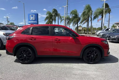 2023 Honda HR-V Sport photo 2