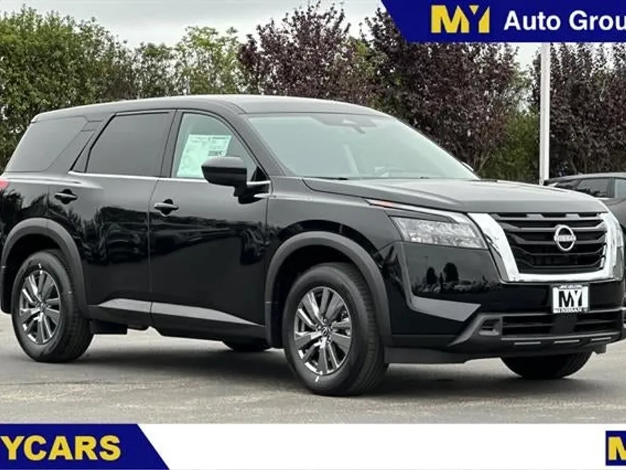 2025 Nissan Pathfinder S photo 1