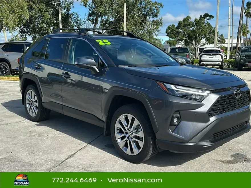 2025 Toyota RAV4 XLE Premium photo 1
