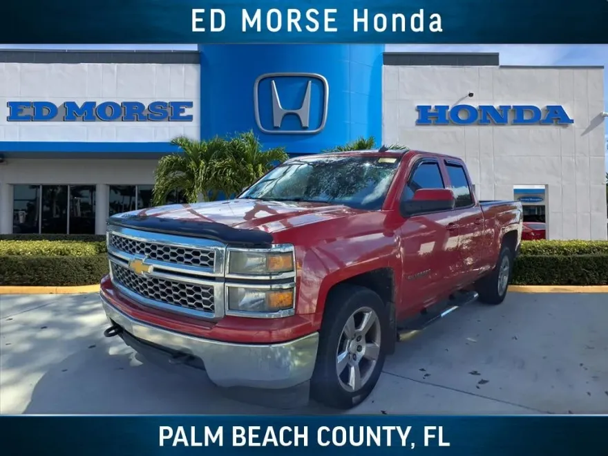 2014 Chevrolet Silverado LT photo 1