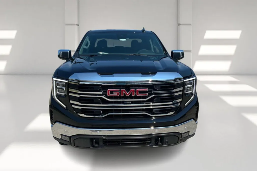 2026 Gmc Sierra 1500 SLT photo 1