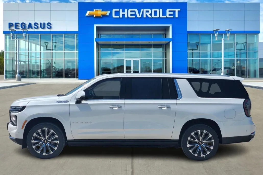 2025 Chevrolet Suburban High Country photo 1