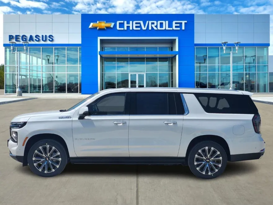 2025 Chevrolet Suburban High Country photo 1