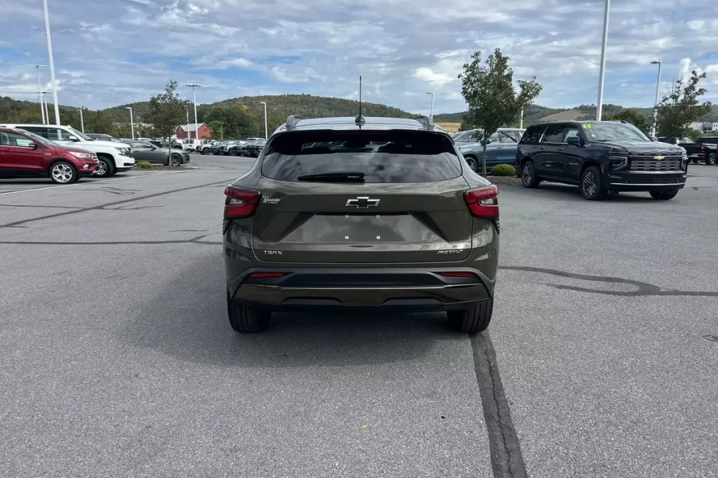 2024 Chevrolet Trax ACTIV photo 1