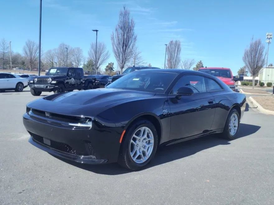 2025 Dodge Charger R/T photo 1