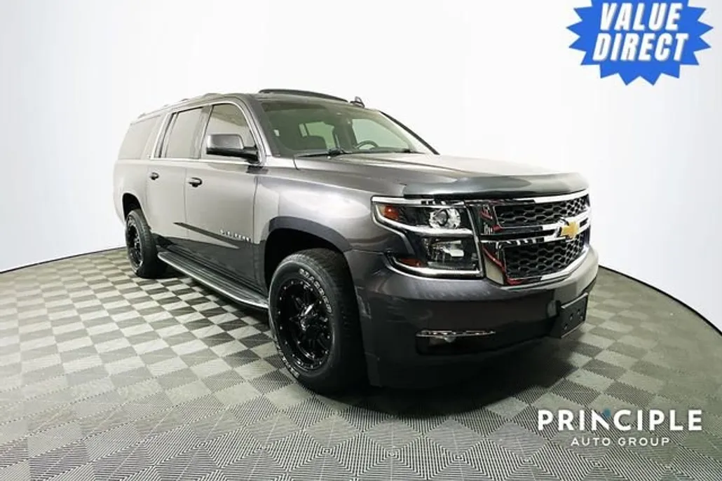 2015 Chevrolet Suburban 1500 LT photo 1