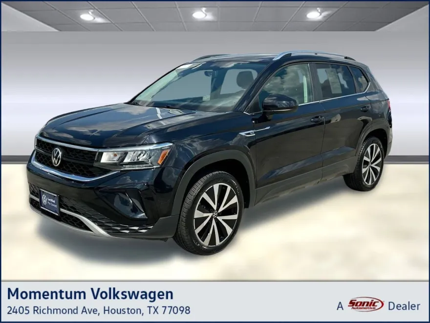 2022 Volkswagen Taos SE photo 1