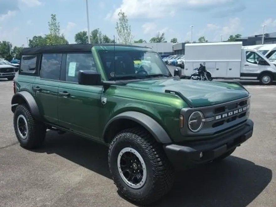 2024 Ford Bronco Big Bend photo 1