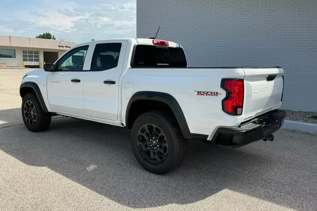 2026 Chevrolet Colorado Trail Boss photo 1