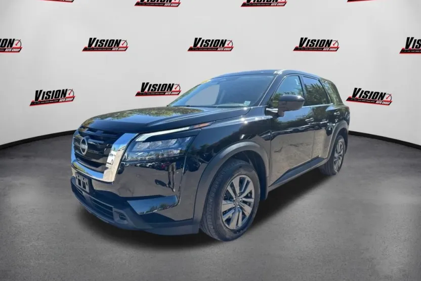 2024 Nissan Pathfinder S photo 1