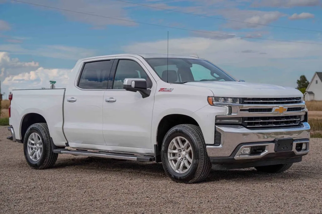 2022 Chevrolet Silverado 1500 LTZ photo 1