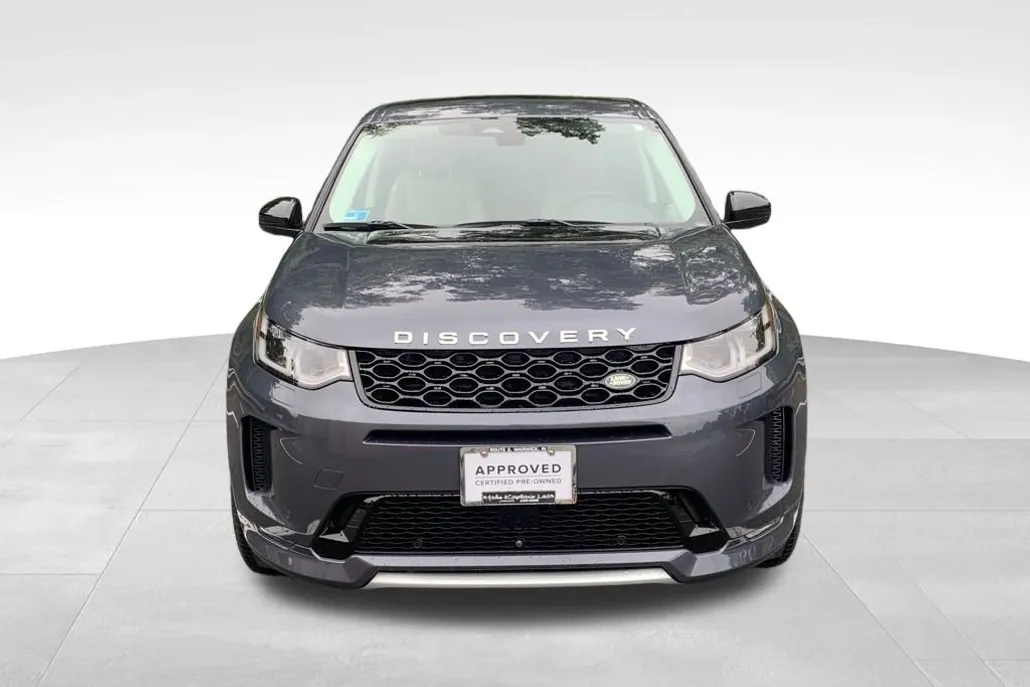 2025 Land Rover Discovery Sport S photo 1