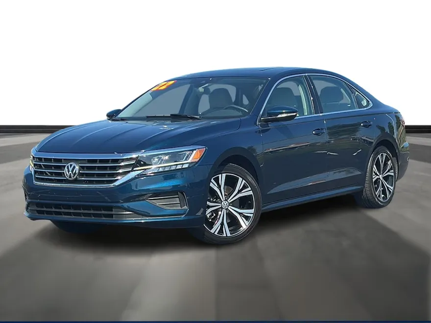 2022 Volkswagen Passat 2.0T SE photo 1