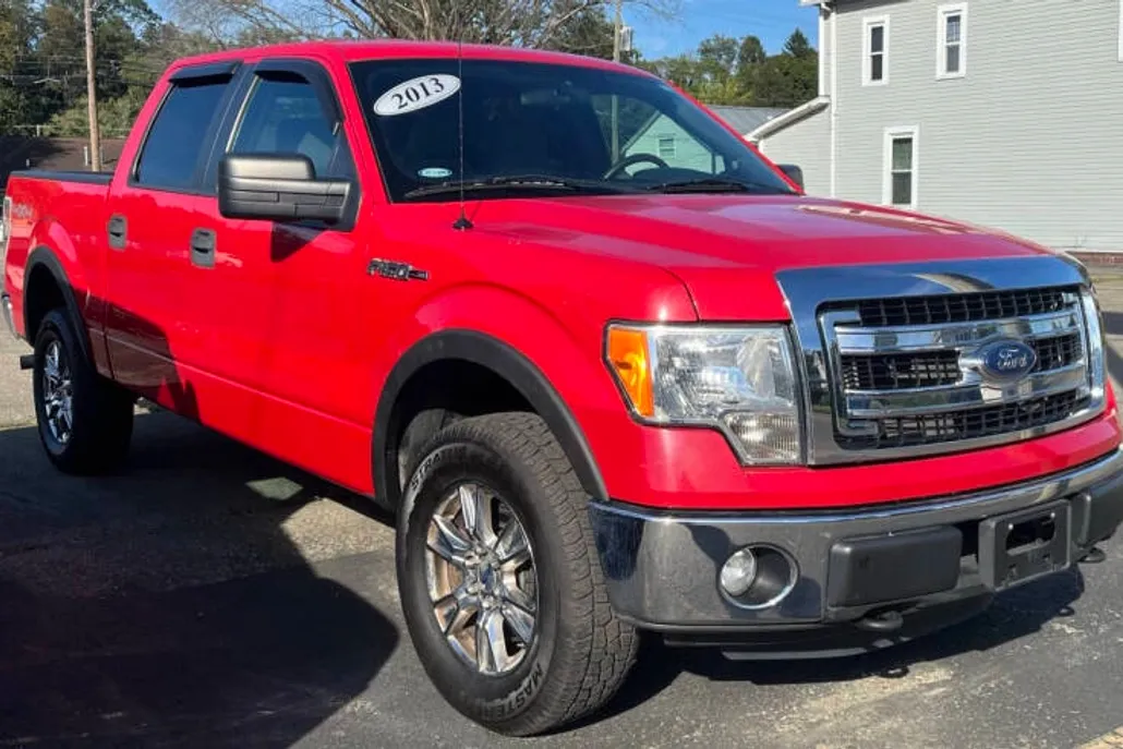 2013 Ford F-150 XLT photo 1