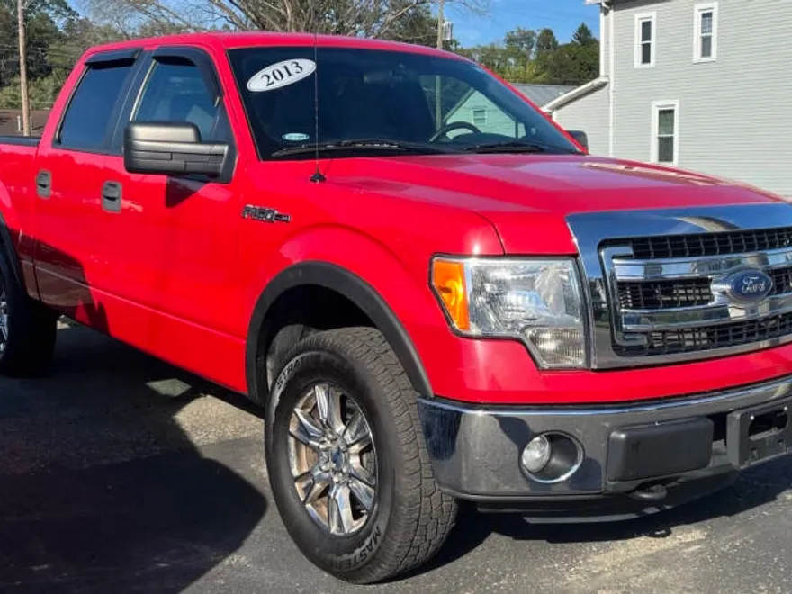 2013 Ford F-150 XLT photo 1