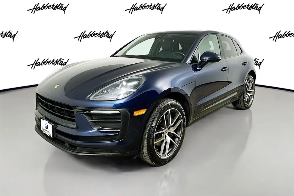 2022 Porsche Macan photo 1