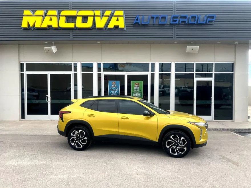 2025 Chevrolet Trax photo 1