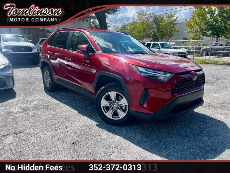 2025 Toyota RAV4 Hybrid XLE photo 1