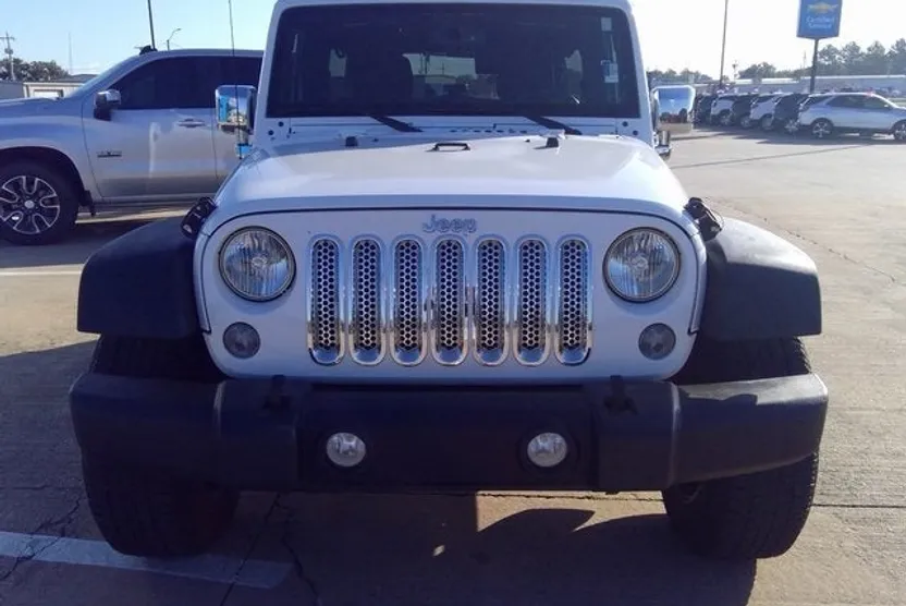 2016 Jeep Wrangler Unlimited Sport photo 1