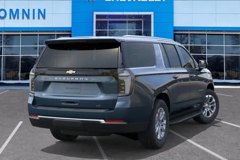 2026 Chevrolet Suburban LT photo 1