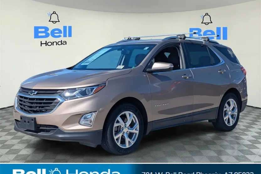 2018 Chevrolet Equinox LT photo 1