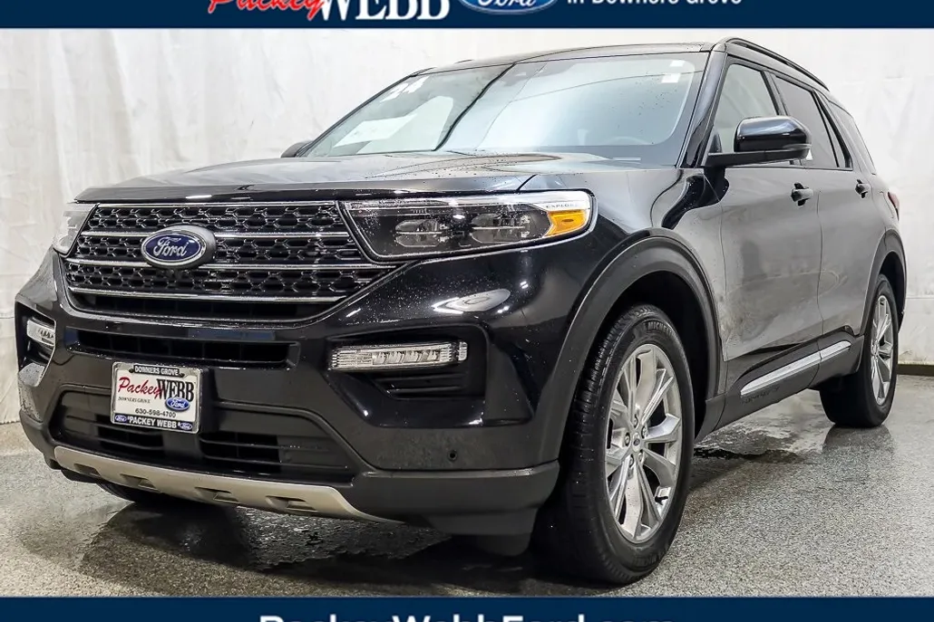 2024 Ford Explorer XLT photo 1