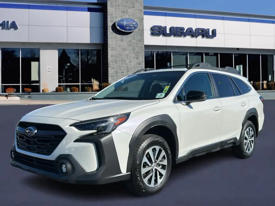 2025 Subaru Outback Premium photo 1
