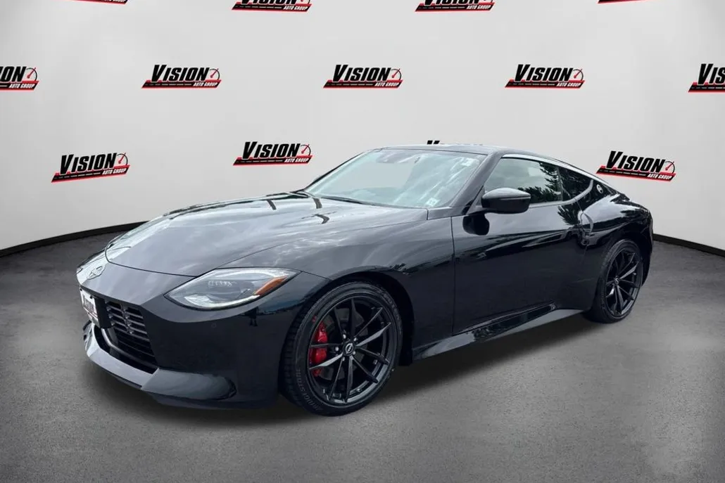 2025 Nissan Z Performance photo 1