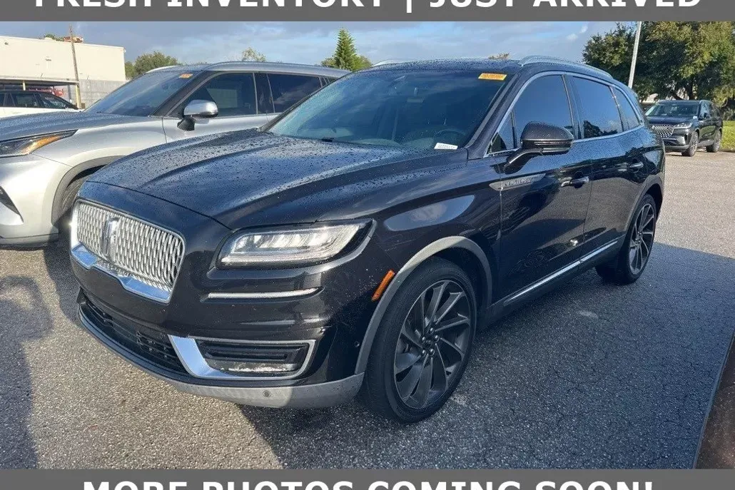 2019 Lincoln Nautilus Reserve photo 1