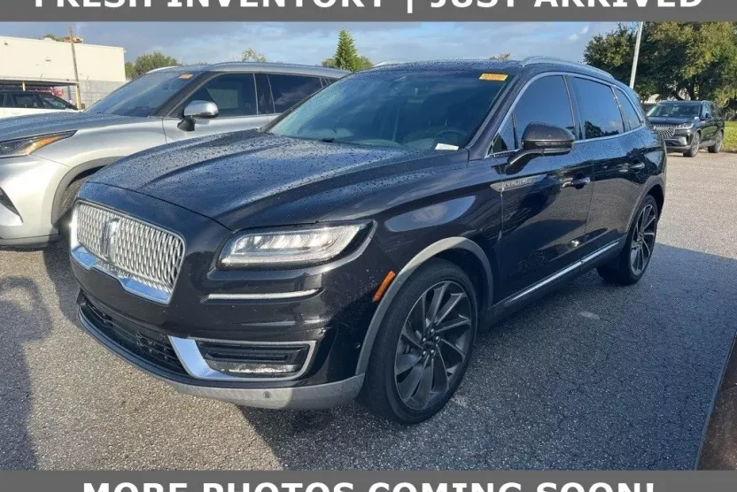 2019 Lincoln Nautilus Reserve photo 1