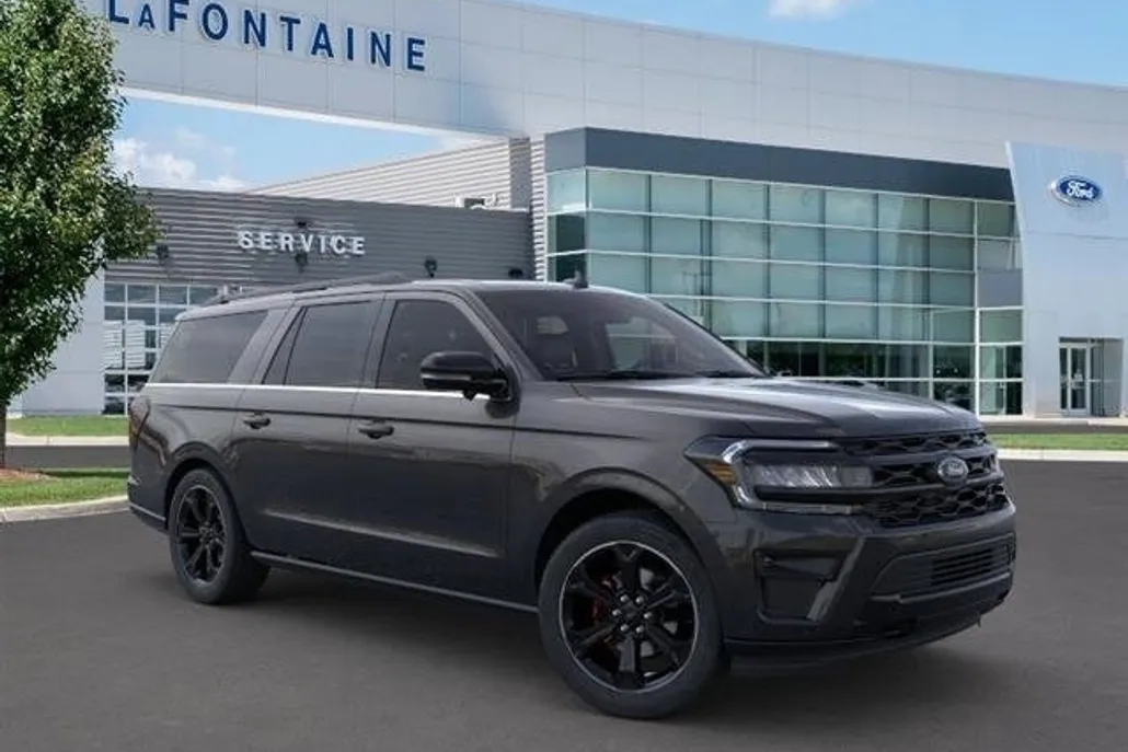 2024 Ford Expedition MAX Limited photo 1