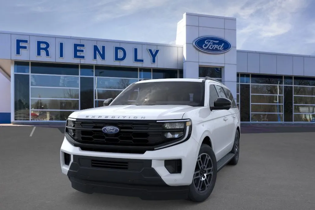 2025 Ford Expedition photo 1