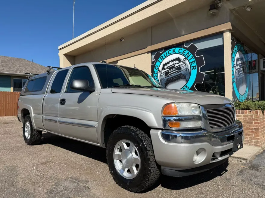 2005 Gmc Sierra 1500 SLE photo 1