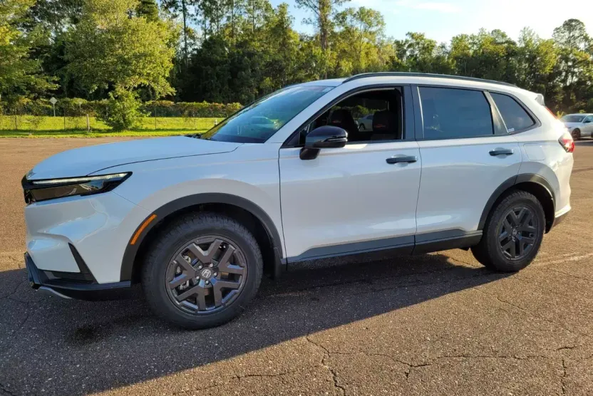 2026 Honda CR-V Hybrid photo 1