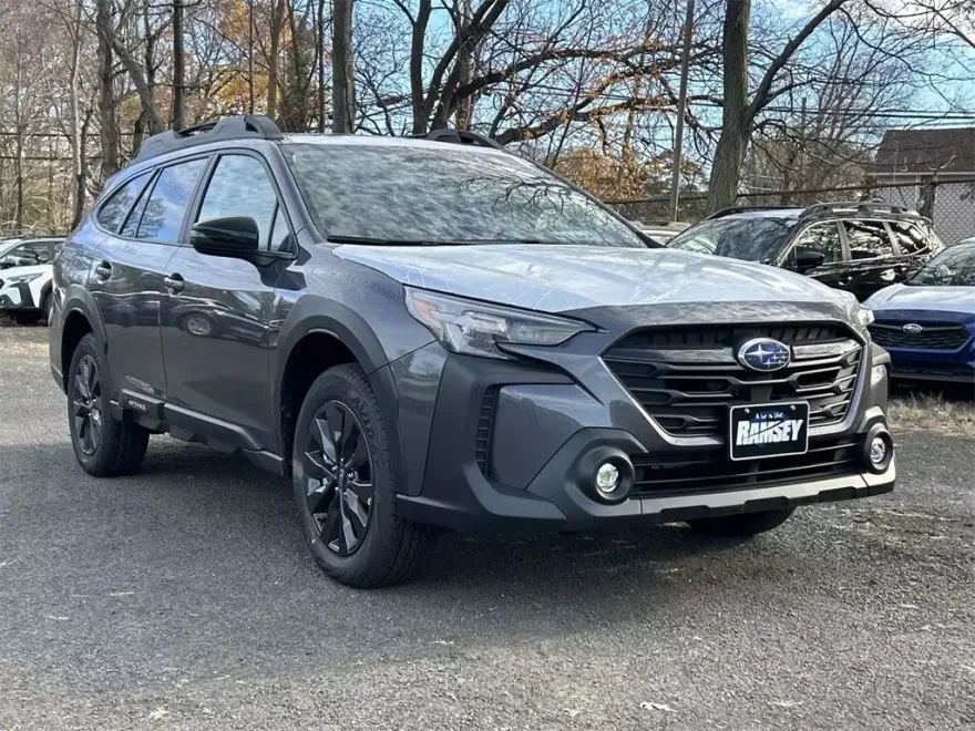 2025 Subaru Outback Onyx Edition photo 1