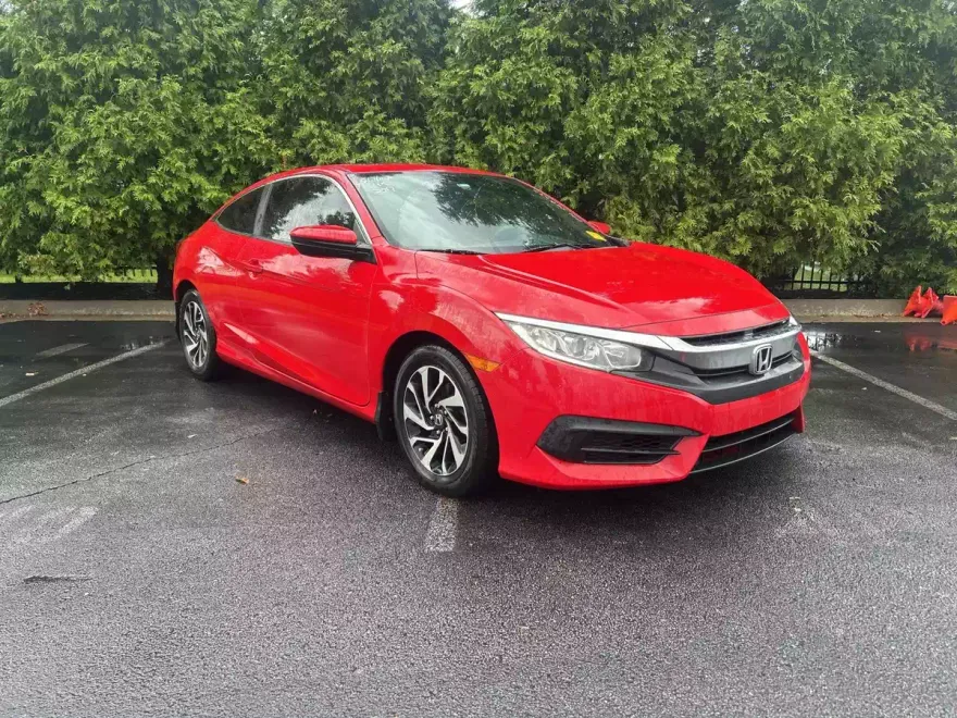 2017 Honda Civic photo 1