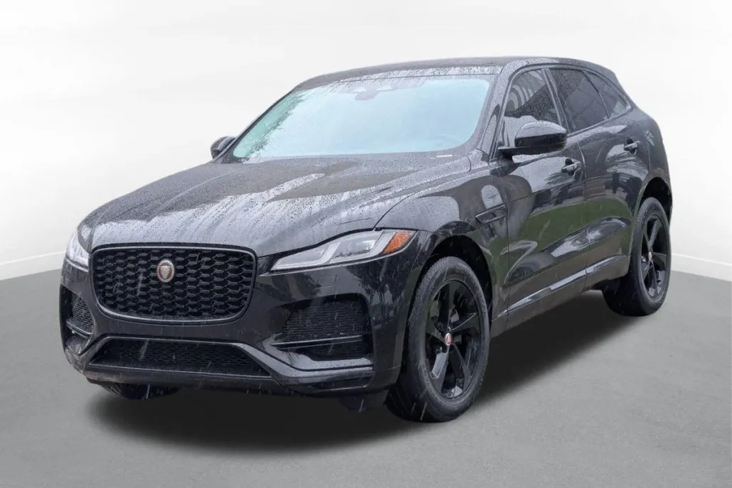 2023 Jaguar F-PACE P250 S photo 1