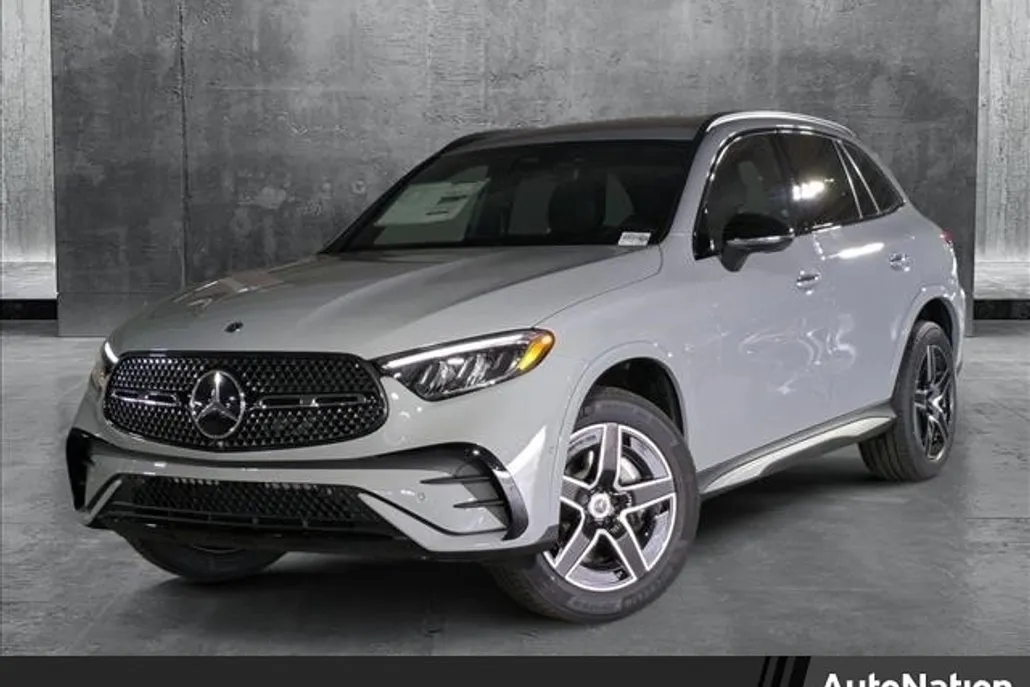 2025 Mercedes Benz GLC 300 AMG photo 1
