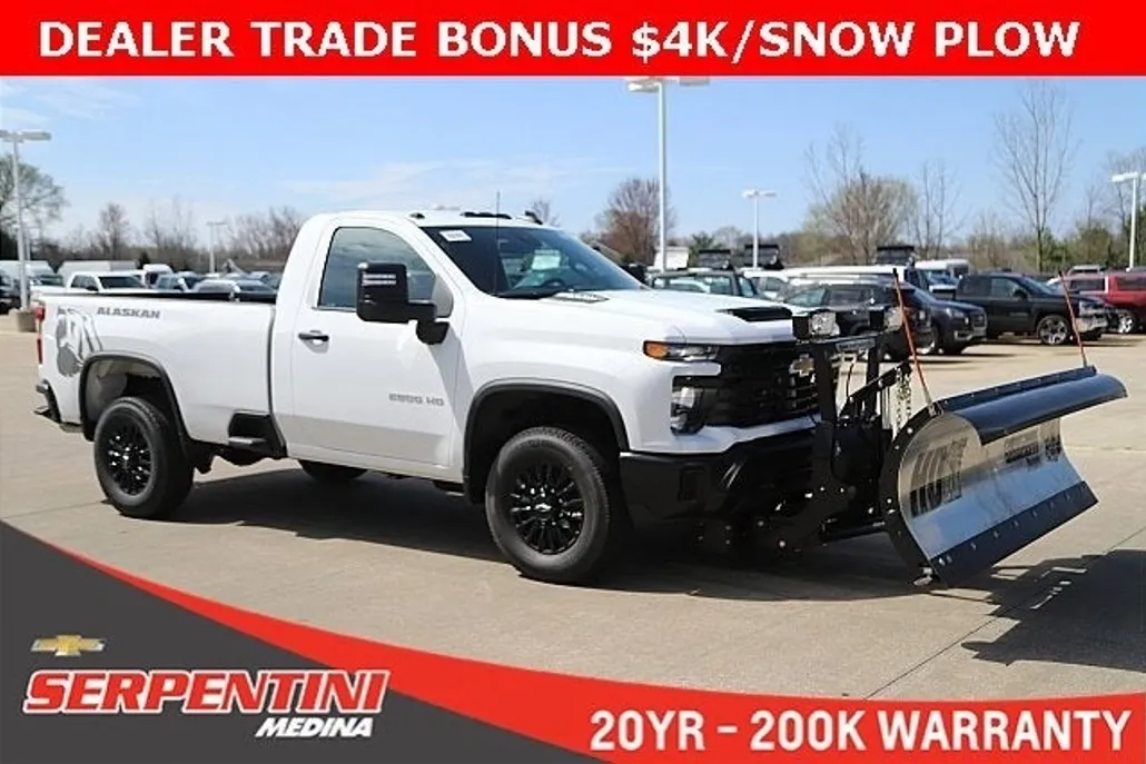2025 Chevrolet Silverado 2500HD photo 1