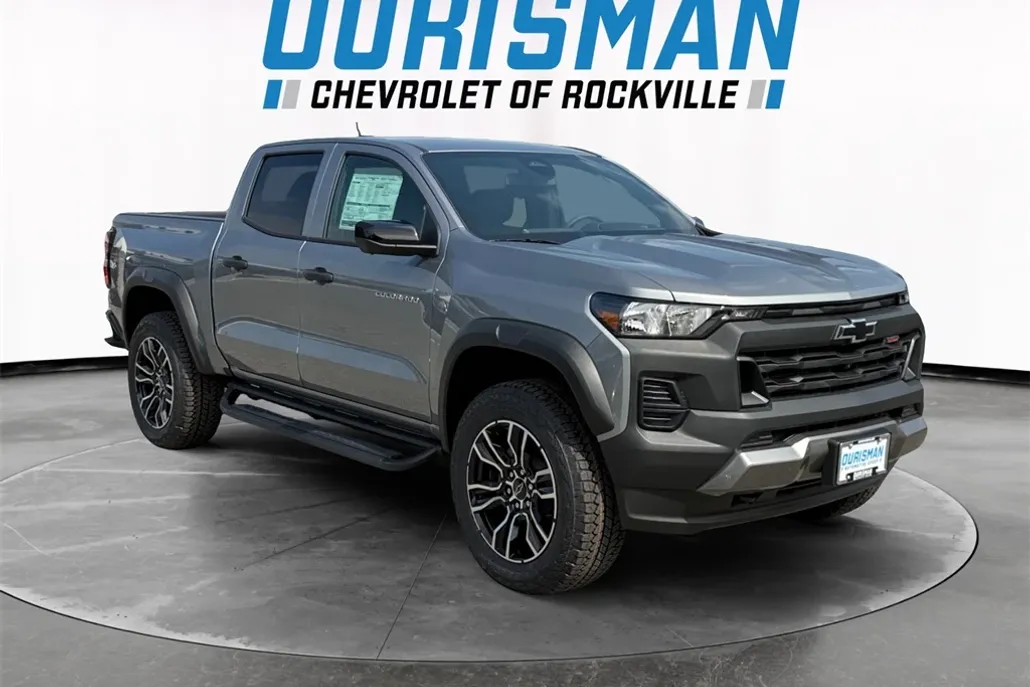 2026 Chevrolet Colorado Trail Boss photo 1