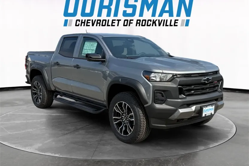 2026 Chevrolet Colorado Trail Boss photo 1