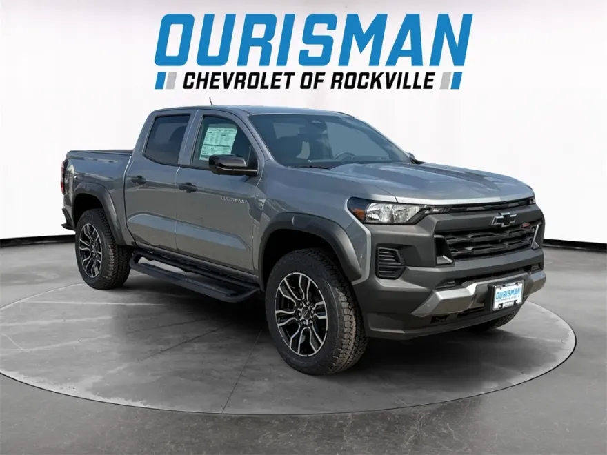2026 Chevrolet Colorado Trail Boss photo 1