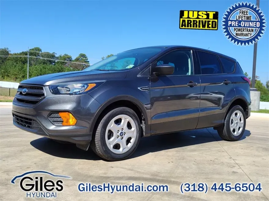 2019 Ford Escape S photo 1