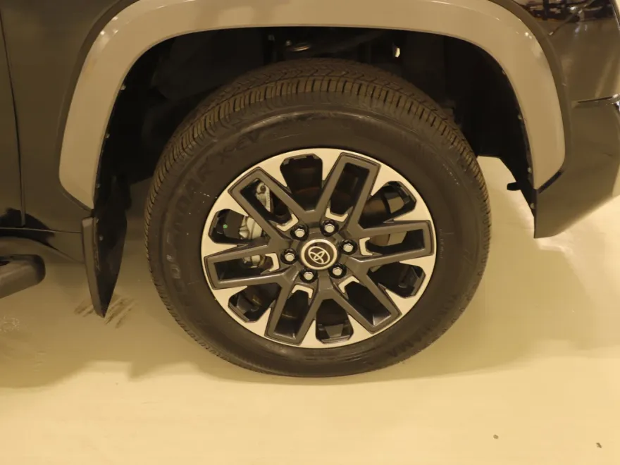 2024 Toyota Tundra Limited photo 1