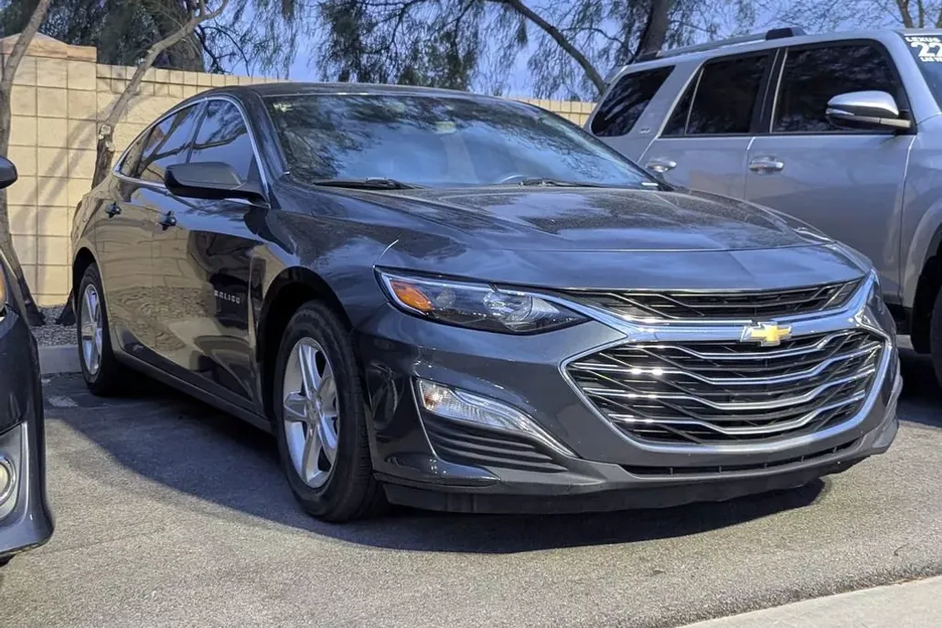 2019 Chevrolet Malibu photo 1