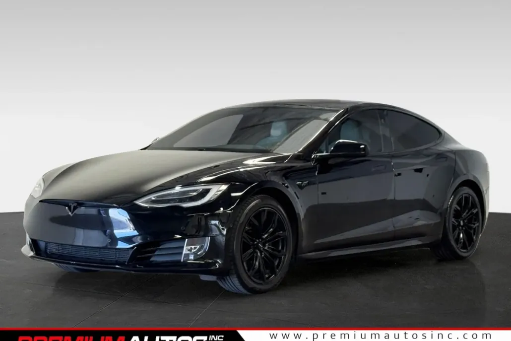2021 Tesla Model S Long Range Plus photo 1