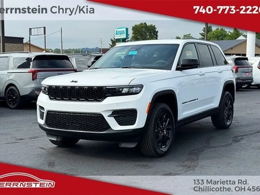 2025 Jeep Grand Cherokee Altitude photo 1